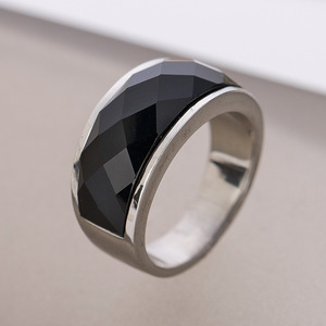 Anillo de Acero Inoxidable para Hombre con Diamante Negro Facetado, Diseño Geométrico, Engaste de Bisel, Joyería de Regalo, 15 mm - Product Image 2