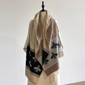 Autunno inverno nuovo scialle aria condizionata <span class=keywords><strong>vespa</strong></span> alla moda spessa e calda sciarpa leggera di lusso Versatile sciarpa all'ingrosso - Product Image 2