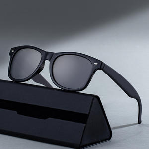 แว่นกันแดดโพลาไรซ์กรอบสี่เหลี่ยมสำหรับผู้ชายรุ่นใหม่กรอบพีซีสีดำเลนส์ TAC ป้องกันรังสียูวี 400 ร่มกันแดดกลางแจ้งประเภท 3 - Product Image 4