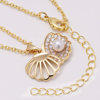 Collana con Ciondolo a Conchiglia Delicata con Zirconia Cubica e Perla, Catena in Acciaio Inossidabile Placcato Oro, Gioiello Moda Spiaggia e Oceano, Regalo