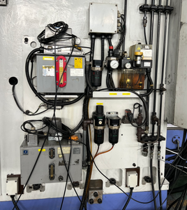 Centre d'usinage CNC à <span class=keywords><strong>portique</strong></span> 5 axes Mitsubishi MVR35 d'occasion, fraiseuse à double colonne robuste - Product Image 4