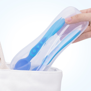 Cuchara <span class=keywords><strong>de</strong></span> alimentación <span class=keywords><strong>para</strong></span> bebés <span class=keywords><strong>de</strong></span> grado alimenticio, <span class=keywords><strong>cucharas</strong></span> <span class=keywords><strong>de</strong></span> plástico <span class=keywords><strong>que</strong></span> <span class=keywords><strong>cambian</strong></span> <span class=keywords><strong>de</strong></span> <span class=keywords><strong>Color</strong></span> <span class=keywords><strong>de</strong></span> temperatura, tenedor, Sensor <span class=keywords><strong>de</strong></span> cabeza suave, cuchara <span class=keywords><strong>de</strong></span> silicona <span class=keywords><strong>para</strong></span> bebés - Product Image 5