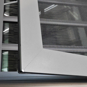 <span class=keywords><strong>Ventanas</strong></span> Plegables Modernas con Marco de Aluminio Negro, Insonorizadas, con Malla de Acero Inoxidable para Jardín, Baños y Dormitorios - Product Image 2