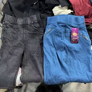 <span class=keywords><strong>เสื้อผ้า</strong></span>มือสองสำหรับผู้หญิงขายส่ง กางเกงทรงดินสอฤดูร้อน รวมเสื้อผ้ามือสอง น้ำหนัก 45 กก. บรรจุถุงใหญ่ - Product Image 3