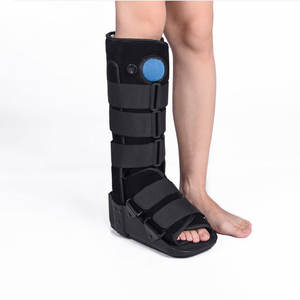 Botte orthopédique Medco SML avec tige et semelle en plastique pour le soutien et la rééducation de la cheville - Product Image 2