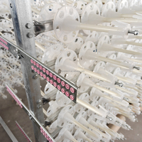 Machine à tisser circulaire à 4 navettes pour tissu de sacs tissés en raphia PP, avec un design compact et une haute efficacité