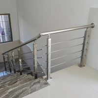 Rampe d'escalier et balustrade de balcon en acier inoxydable de style moderne pour appartements