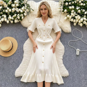 Abito da donna all'ingrosso elegante, lungo, slim-fit, con scollo a V, vita impero, <span class=keywords><strong>maniche</strong></span> corte, in maglia, di alta qualità, modello a coda di pesce - Product Image 1