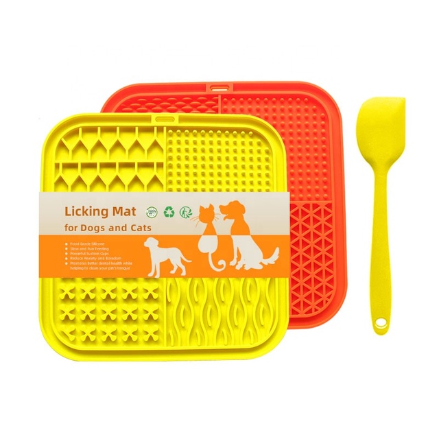 Factory Wholesale Licking Mat Dogs Cats Slow Feeder Bowl Lick Pad Dogs Accessories Training Mat With Suction Cups