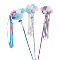 Bâton de chat interactif coloré pour chaton 40cm, baguette avec un ruban, gland perle boule douce en forme de queue d'animal de compagnie, jouet pour chat, autocollants