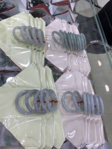 Jadéite de grade A certifié A 18K incrusté de bouddha Guanyin Ruyi pendentif pendentif en jade bijoux émeraude - Product Image 2