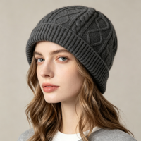 Bonnet de voyage unisexe en laine 100% brodé, doux, confortable et chaud, tricoté jacquard avec bouton - Nouveau style