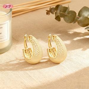 أقراط هينغديان المجوهرات على شكل دمعة مجوفة من النحاس المطلي بالذهب عيار 18 قيراط مع زركون AAA، مجوهرات أنيقة بالجملة للحفلات والاستخدام اليومي - Product Image 1