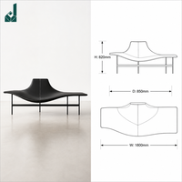 Canapé en cuir noir incurvé de design italien, banquette sculpturale 1800 mm pour salle d'attente VIP, galerie d'art, mobilier de bureau de PDG