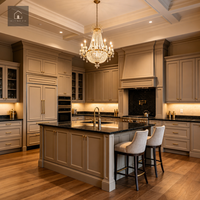 Meubles de cuisine de luxe traditionnels XINGRUO en taupe avec comptoirs en marbre noir, ensembles de meubles de garde-manger Shaker en bois massif sur mesure