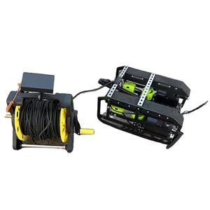 Drone de pêche robotisé pour la recherche de poissons, fabriqué en Chine, équipé d'une caméra HD et d'un détecteur sonar pour les pêcheurs. La caméra HD capture des images claires. - Product Image 1