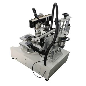 เครื่องพิมพ์สกรีนกึ่งอัตโนมัติ 4 หัวพิมพ์ ยอดขายดี สำหรับพิมพ์หลอด พิมพ์บนพื้นผิวเรียบ พิมพ์กล่องของขวัญ พิมพ์การ์ด สภาพใหม่ - Product Image 6