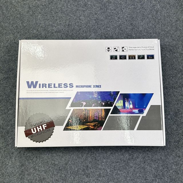 P26 Anti-echo Wireless One-to-Two Microphone - Anti-interference Performance, Conference, Karaoke and Stage Handheld Microphone