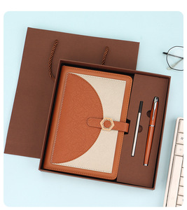 Set de Regalo de Cuaderno A5 para Negocios, con Logotipo Personalizado, Cubierta de Cuero Sintético, Encuadernación Cosida a Mano, Regalo de Alta Gama para el Trabajo - Product Image 3