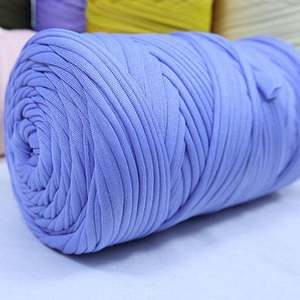 Novità 2025 Filato T-Shirt in Fibra di Poliestere 100% Personalizzato 300g 400g 500g per Lavoro a Maglia e Uncinetto a Mano Filato Fantasia all'Ingrosso - Product Image 6