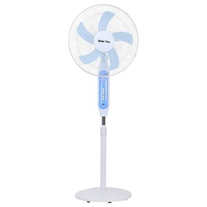 Ventilador de Pedestal Solar Multifuncional Inteligente con Oscilación y Salida Tipo-C para el Hogar - Product Image 2