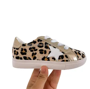 Sneaker leopardata Star Hair-on per bambini di vendita calda Toddler Girls Cheetah Printed Shoes Sneakers piatte stringate dorate Casual per bambini