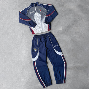 Conjunto de chándal OEM de diseño personalizado con muestreo rápido, chaquetas de chándal y pantalones jogger holgados de softshell para correr, cortavientos - Product Image 1