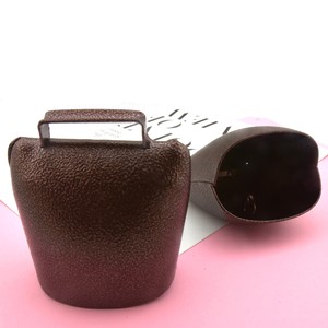 <span class=keywords><strong>Campanaccio</strong></span> Grande Artigianale in Metallo con Manico, Campana per Mucca Vintage Antica, <span class=keywords><strong>Campanaccio</strong></span> in Ottone Rosso per Mucca/Capra - Product Image 3