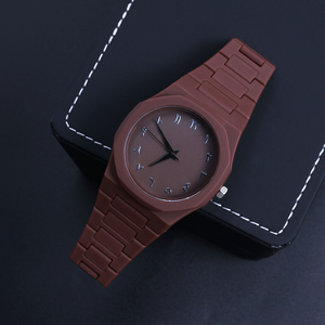 Nuevo reloj de hombre a la moda, sencillo, negro, de cuarzo, con números arábigos, informal, con correa de estilo Drip Oil. - Product Image 5