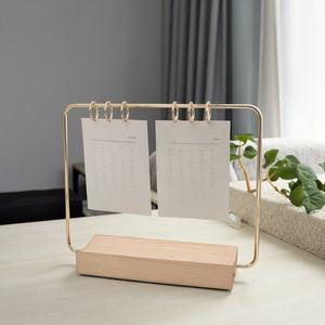 Calendrier de bureau en bois style DIY EWANG, décoration personnalisée avec logo, calendrier à poser - Product Image 1