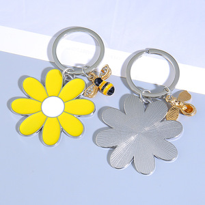 Gantungan kunci karabiner modis kartun bunga dan lebah gantungan kunci serangga Aloi seng dengan gantungan kunci logam motif Enamel - Product Image 6