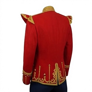 เสื้อแจ็คเก็ตผู้ชายสีแดงสไตล์สก็อต ปักลายอย่างดี สำหรับวงดนตรีพิธีการ  ชุดยูนิฟอร์ม  ผ้าขนสัตว์  เสื้อคลุมกันหนาว - Product Image 4