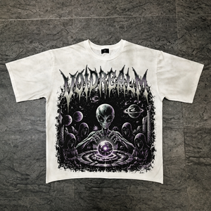 Camiseta Corta Vintage Estampada Personalizada para Hombre, con Efecto Desgastado, Bajo sin Rematar, Gráfico Gótico de Sol y Llamas, Estilo Oversize Streetwear - Product Image 1