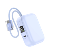 Banco de energía de alta calidad con carga rápida de 22.5W, 10000mAh, mini pantalla LED y cable dual.