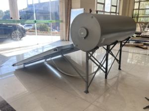 Système de <span class=keywords><strong>chauffe</strong></span>-<span class=keywords><strong>eau</strong></span> solaire écologique de 300 L, <span class=keywords><strong>chauffe</strong></span>-<span class=keywords><strong>eau</strong></span> solaires avec fonction <span class=keywords><strong>d</strong></span>'économie <span class=keywords><strong>d</strong></span>'énergie pour hôtel et usage extérieur - Product Image 2