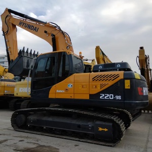Excavadora de Minería Hyundai220 Usada de 22 Toneladas, Pocas Horas de Uso, en Buen Estado, 260LC 300LC 305LC, Excavadora Original Hyundai 220-9S - Product Image 3