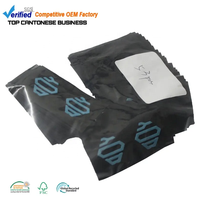 Fournisseur d'étiquettes en cuir souple, patchs en silicone et daim 3D en relief, colorés et personnalisés, à coudre sur les t-shirts