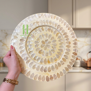 Meilleures ventes : Assiettes de présentation en nacre de luxe pour mariage ou décoration élégante de table à manger - Product Image 1