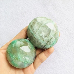 <span class=keywords><strong>Pietre</strong></span> di palma di <span class=keywords><strong>Chakra</strong></span> di cristallo di pietra di luna verde di pietra di cristallo naturale all'ingrosso per la decorazione - Product Image 6