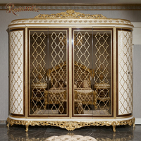 Ensemble de meubles de chambre à coucher en bois doré de style baroque élégant, lit king-size sculpté de style royal turc, table de chevet, appartement de luxe, design européen