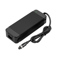 CE/FCC/SAA Onaylı 12 Volt 12 Amper Anahtarlı Güç Kaynağı 100-240V AC'den DC'ye Adaptör Endüstriyel Otomasyon LED Aydınlatma için