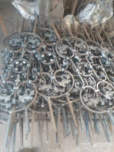 עתיק מדרגות משמש נוי מעקות ברזל יצוק - Product Image 2