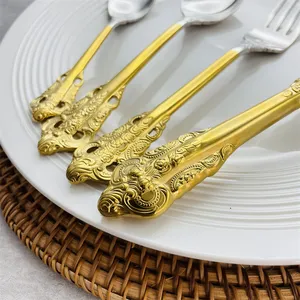 Großhandel Goldenes Besteck Edelstahl Gold Serviceschneider Gabel Messer Silberwaren Servieren Gold Hochzeit Besteck-Set