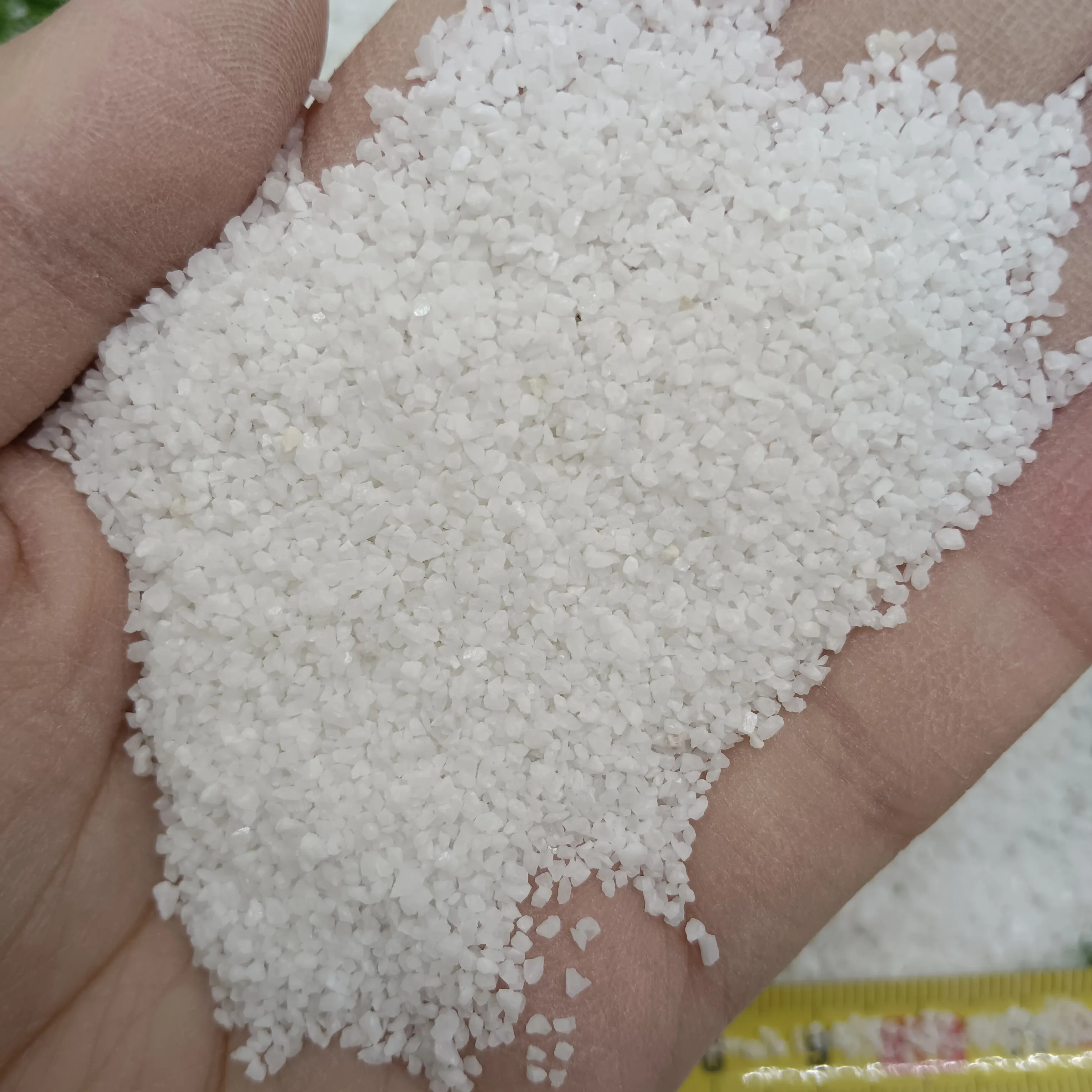 Bán buôn độ tinh khiết cao SiO2 sắt thấp thiên nhiên thạch anh cát trắng cát silica cát đá Cẩm Thạch Trắng