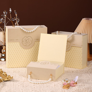 Luxury Round Velvet <b>Paper</b> Box Pear Handle Custom Logo <b>Embossing</b> UV Coating Reusable Wedding Candy Flower Holiday Gift Packaging - Product Image 3