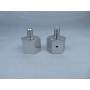 Adaptateur de bouteille de gaz mini pour eau gazeuse avec vanne de réduction de pression – Catégorie de produit : Adaptateurs et connecteurs pratiques - Product Image 1