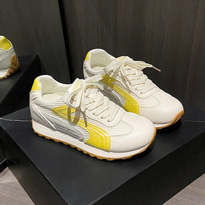 Chaussures d'été 2026 en maille pour femmes, baskets décontractées légères et respirantes à semelle épaisse et bout rond - Product Image 2
