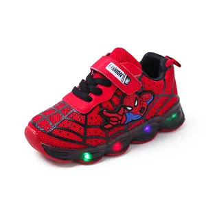 shoes babyboys Suppliers-Popular Chinese Manufacturer Kids Sport Sneakers Spiderman Led Shoes Flashing Boy Girls Children Casual Shoes