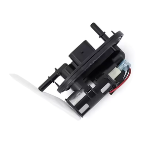 Vente en gros <span class=keywords><strong>Benelli</strong></span> BN251 <span class=keywords><strong>TNT25</strong></span> TNT250 BN302 Tornado TNT300 Stels 300 Ensemble de système de carburant haute performance Pompe à carburant de moto - Product Image 3