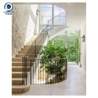 Escalier à bande de roulement alternée peu encombrant en bois pour loft et mezzanine
